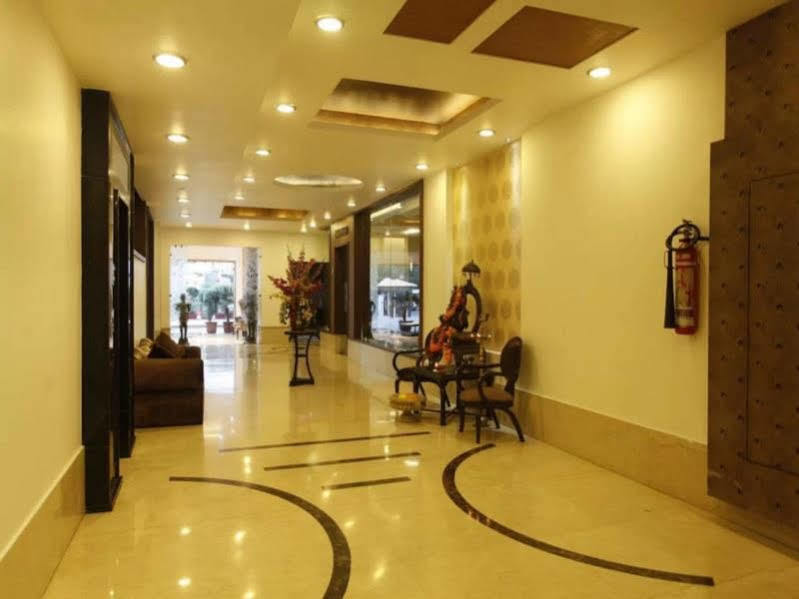 Hotel Mj Residency Dehradun Bagian luar foto